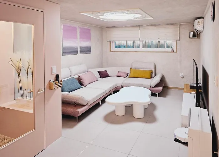 Near Lotte World! Best-rated Close To Seongsu, Gangnam, And Asan Medical Center * Seoul