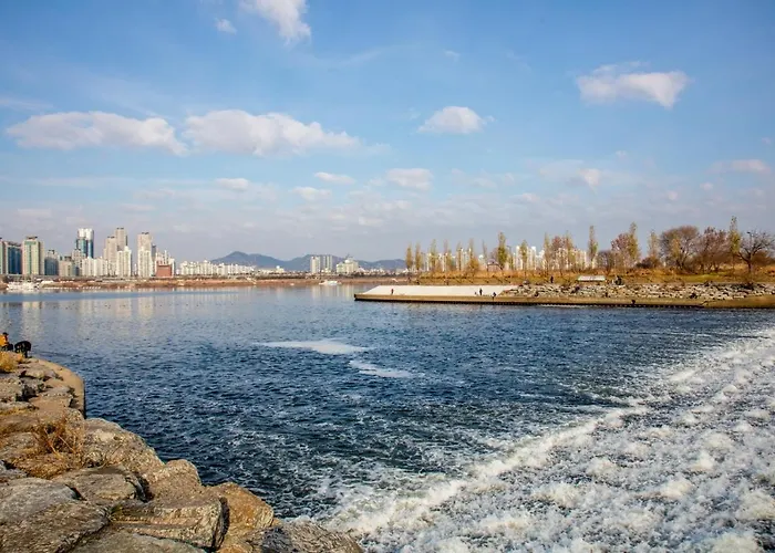 Near Lotte World! Best-rated Close To Seongsu, Gangnam, And Asan Medical Center * Seoul