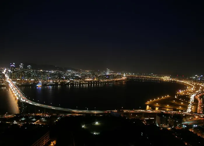 Near Lotte World! Best-rated Close To Seongsu, Gangnam, And Asan Medical Center