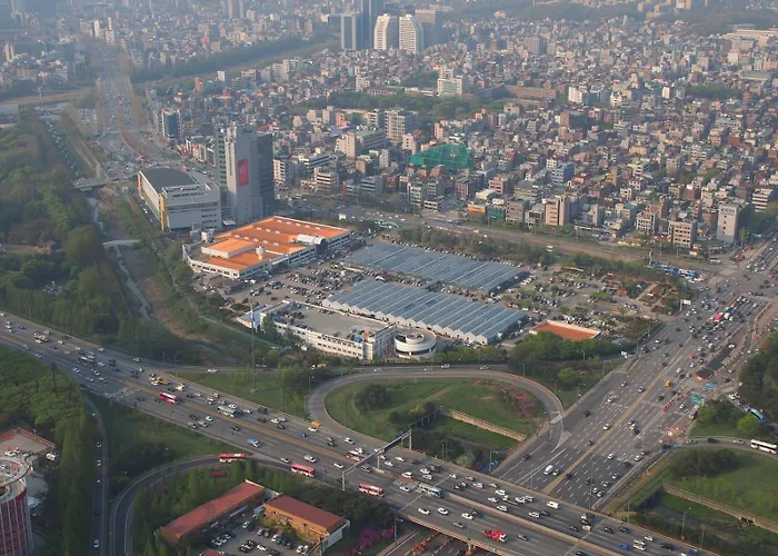 Near Lotte World! Best-rated Close To Seongsu, Gangnam, And Asan Medical Center * Seoul